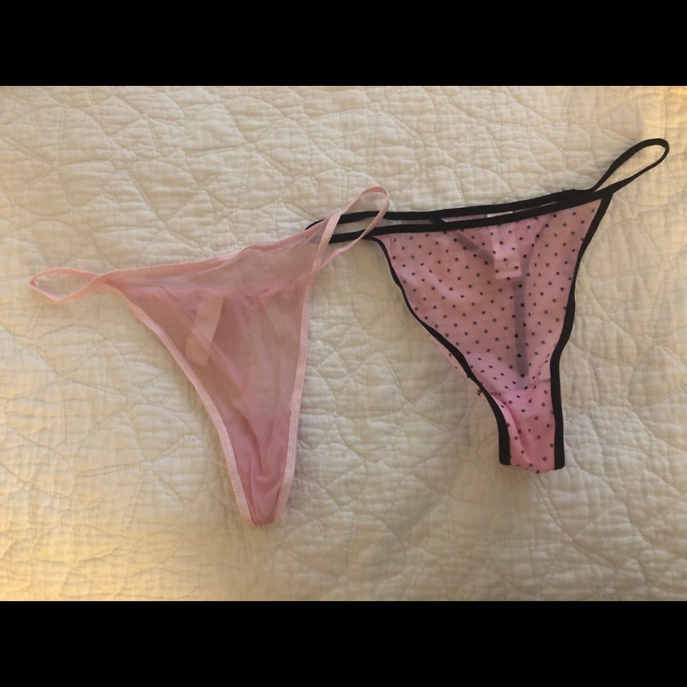 4 thong panties